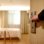 不倫占い｜本気の愛？カラダ目的？彼が抱くあなたへの本音