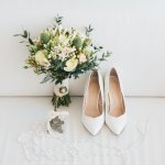 結婚占い｜独身のままなら、どんな人生？あなたが結婚するには？