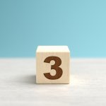 夢占い｜数字の夢の意味は？数字の「3」が伝える夢のメッセージ