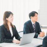 仕事転職占い｜転職すべき？現職に留まるべき？鏡リュウジが占う