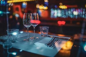 あの人が本気で愛するのは誰?「恋真相占い」愛本音・告白の行方