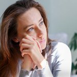 愛貫く？ヤメる？【脈なさそうな長期の恋】あの人の本音◆恋占い