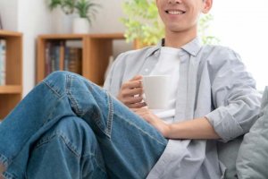 心を開かないあの人…意外な一面は?恋が動く転機・2人の関係変化